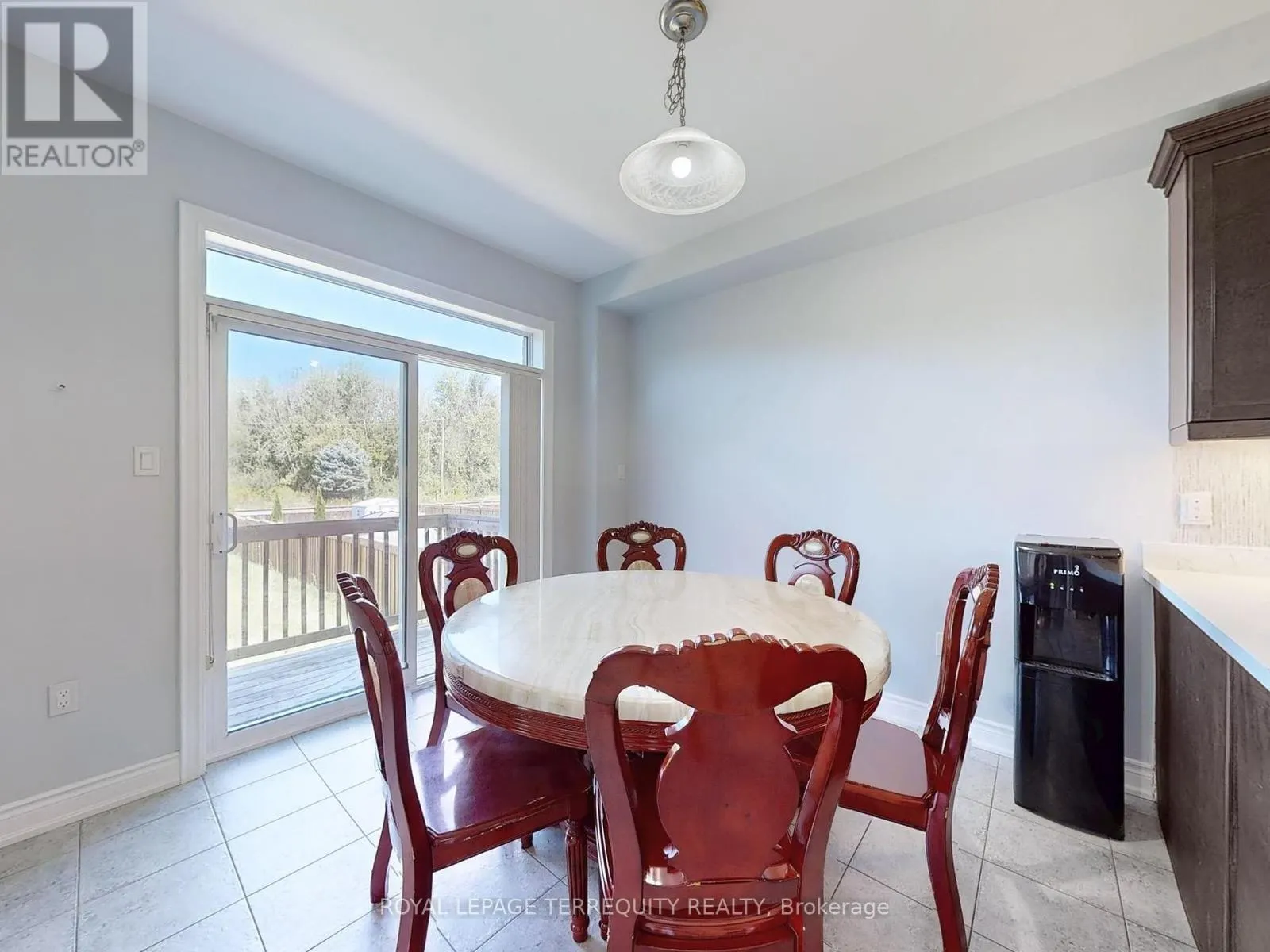 28 RICHMOND PARK DRIVE