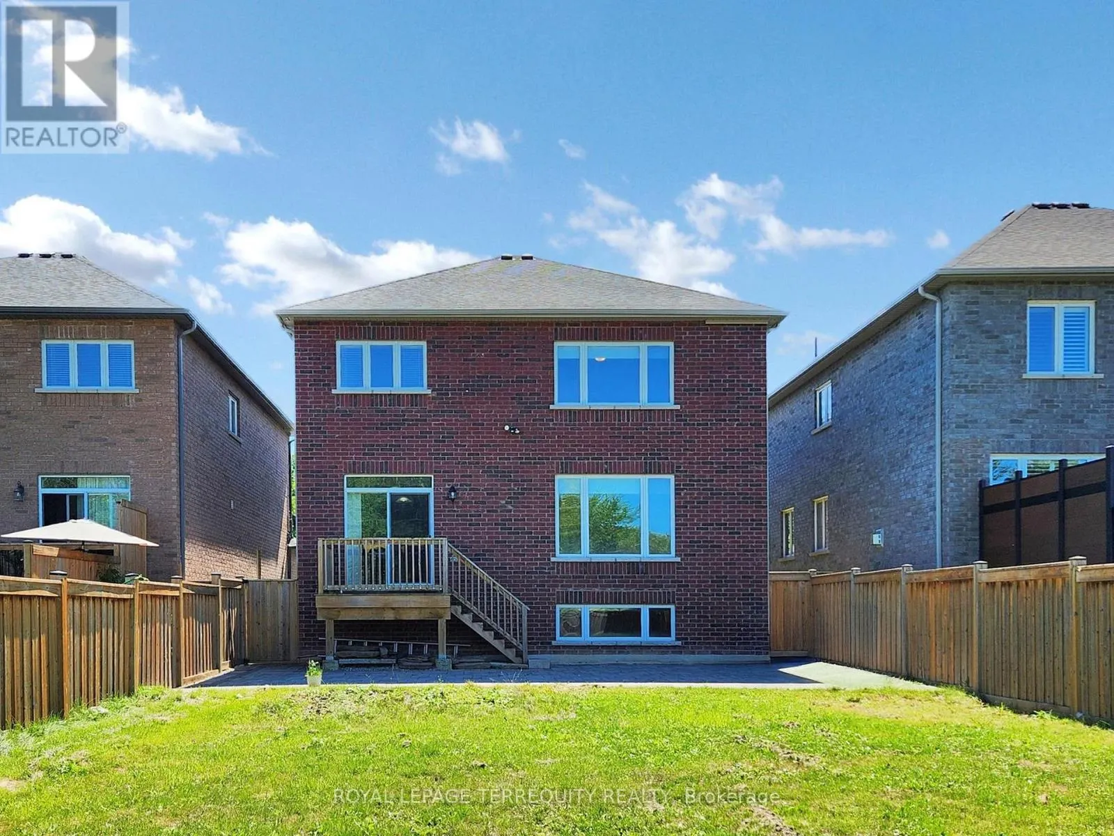 28 RICHMOND PARK DRIVE