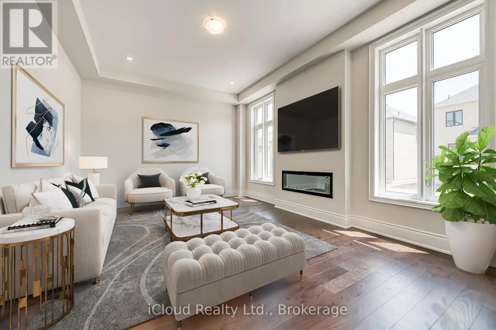 160 WINTHROP CRESCENT