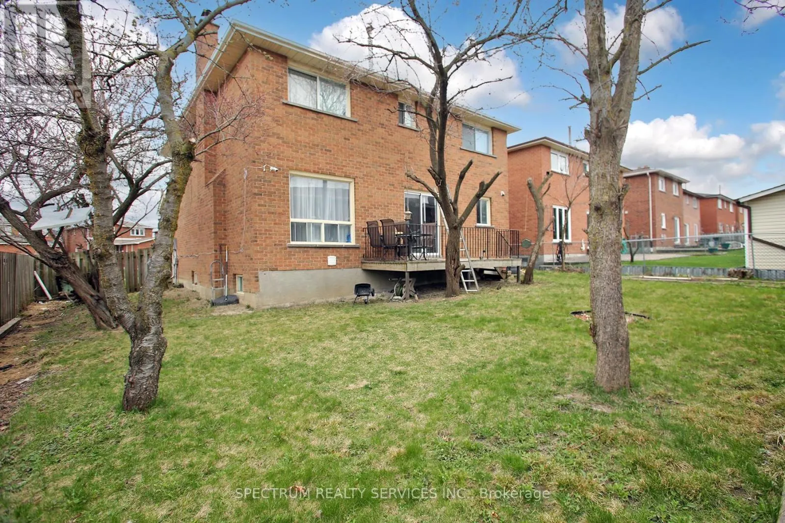 22 KAISER DRIVE
