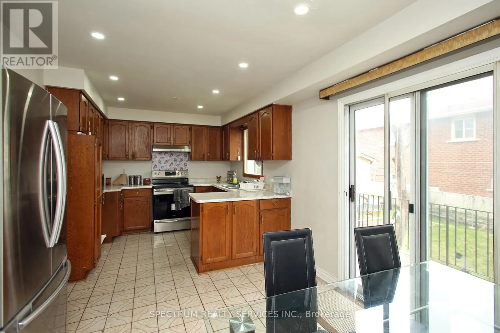 22 KAISER DRIVE