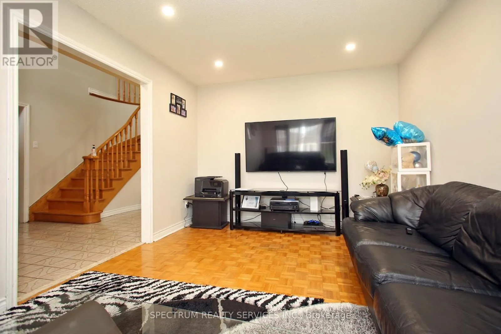 22 KAISER DRIVE