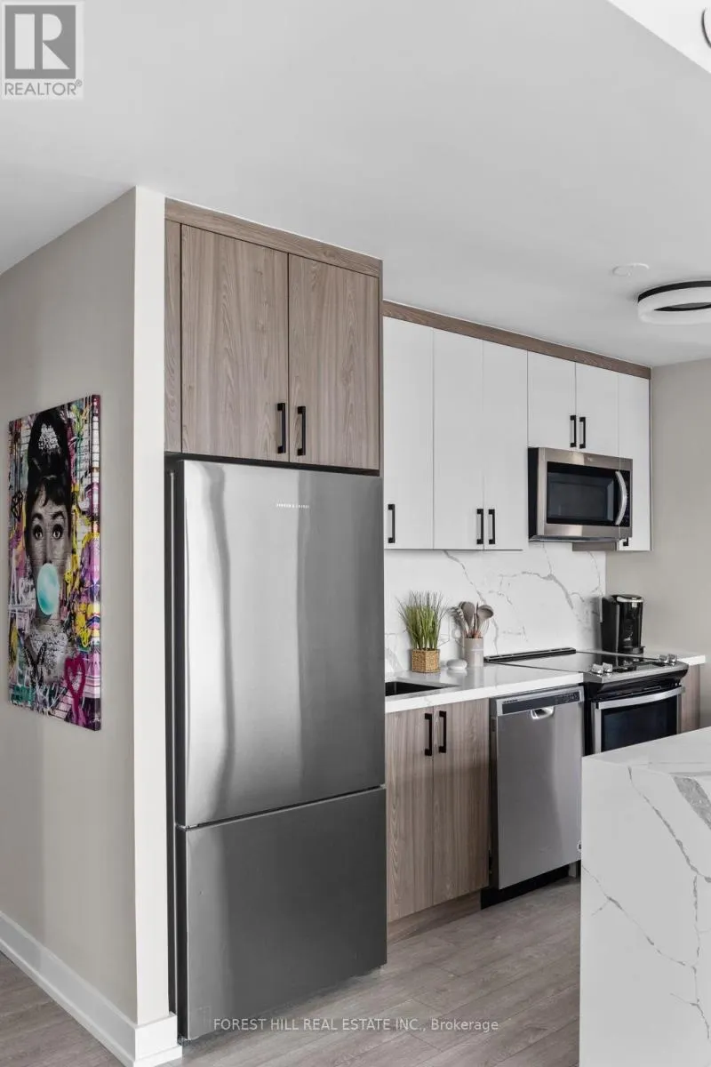 110 - 317 BROWARD WAY