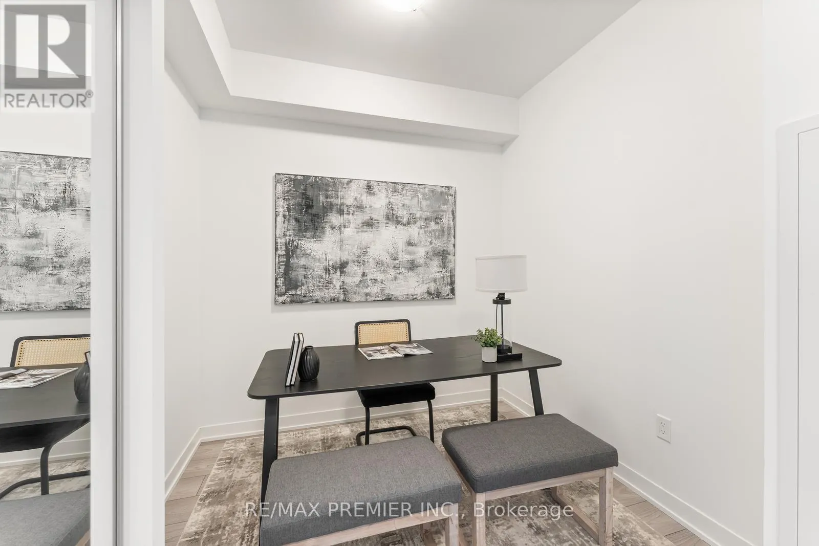 308 - 474 CALDARI ROAD
