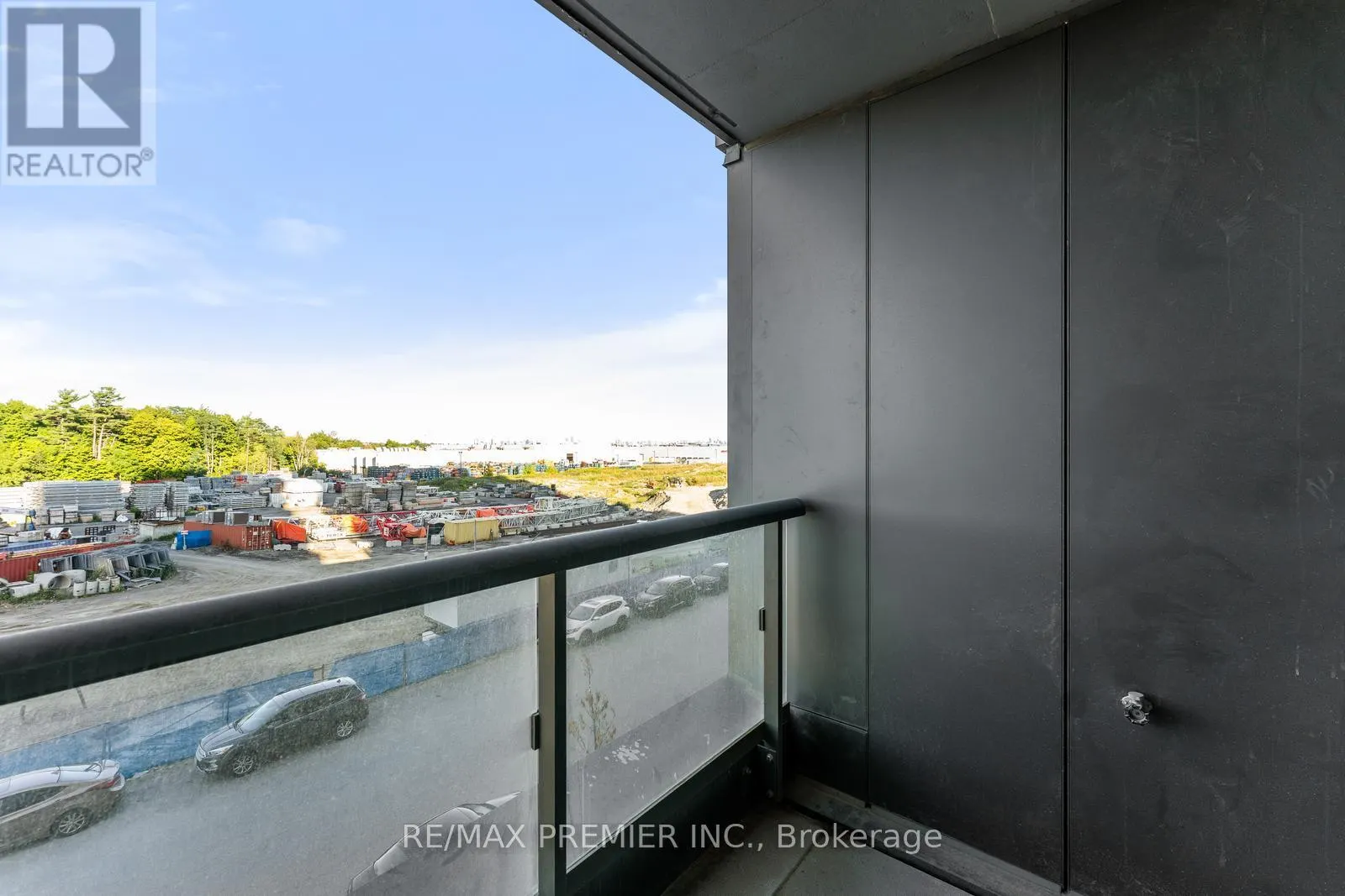 308 - 474 CALDARI ROAD