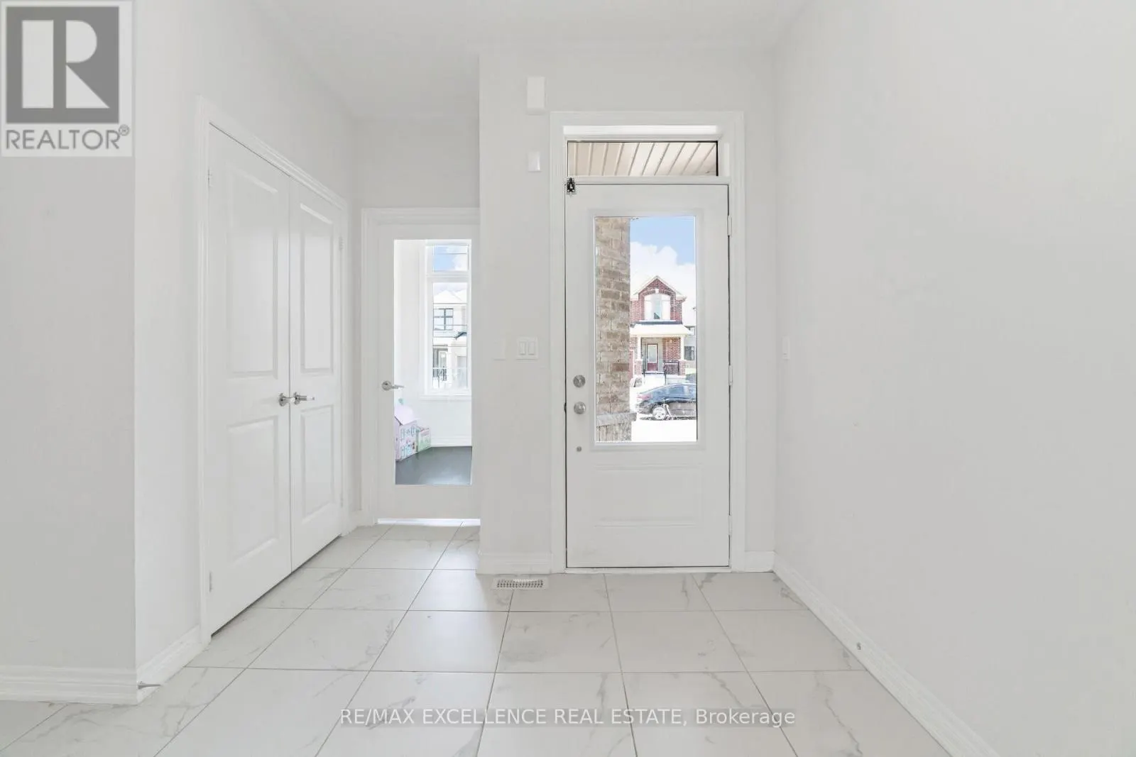 25 SAM BATTAGLIA CRESCENT