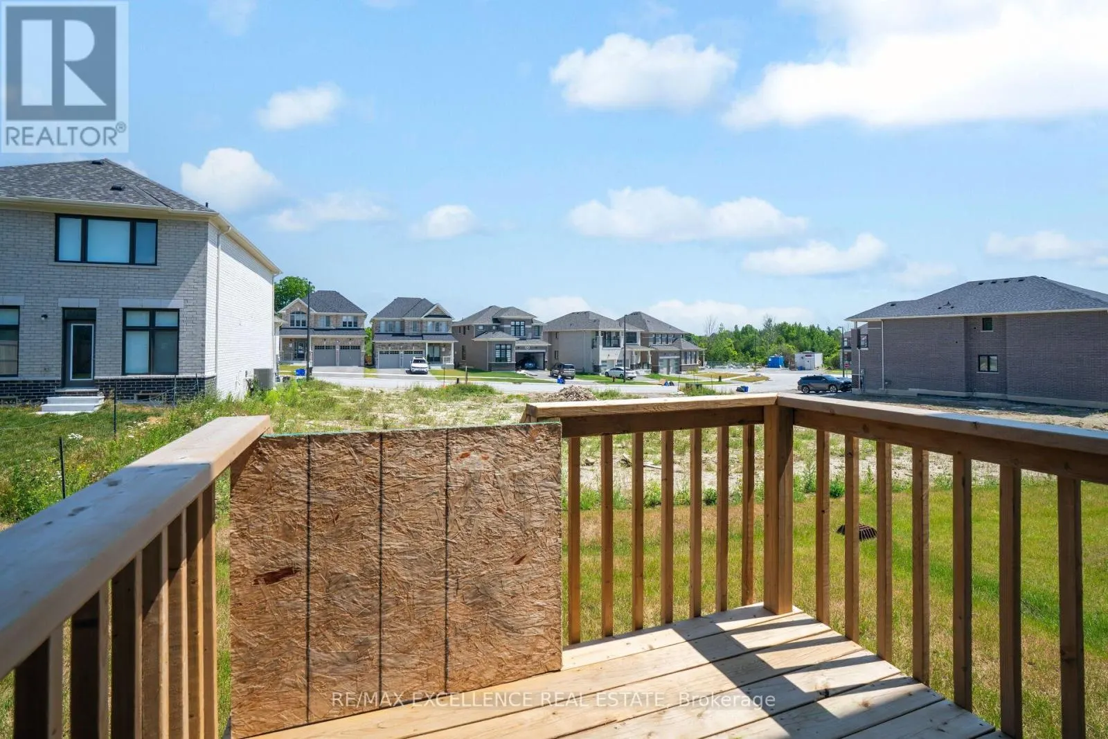 25 SAM BATTAGLIA CRESCENT