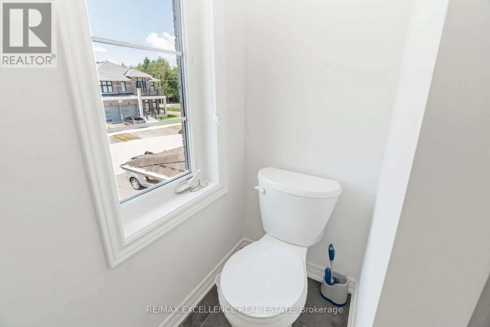 25 SAM BATTAGLIA CRESCENT