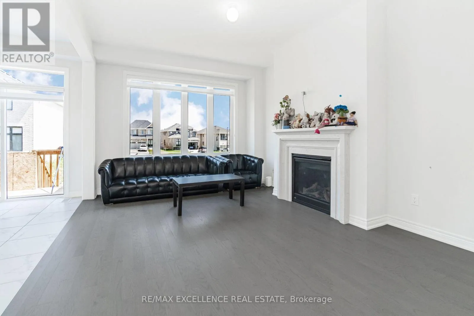 25 SAM BATTAGLIA CRESCENT