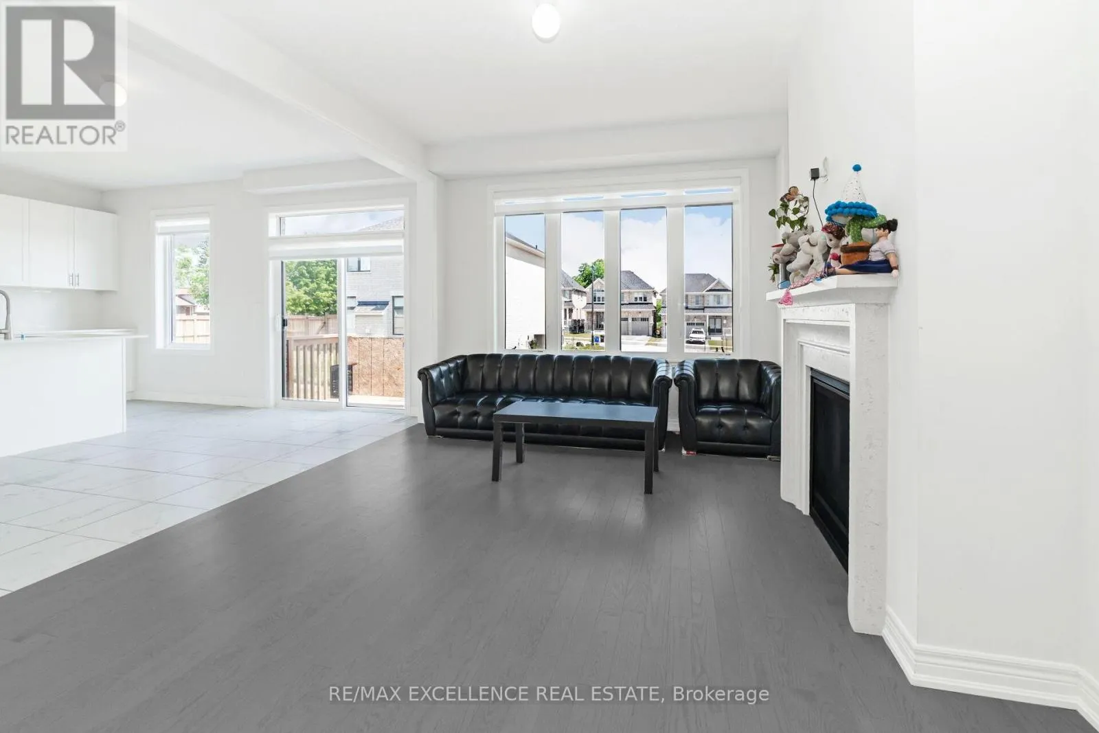 25 SAM BATTAGLIA CRESCENT
