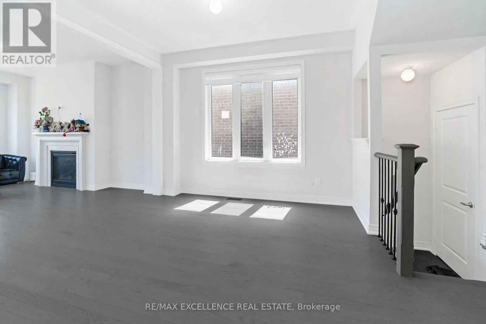 25 SAM BATTAGLIA CRESCENT