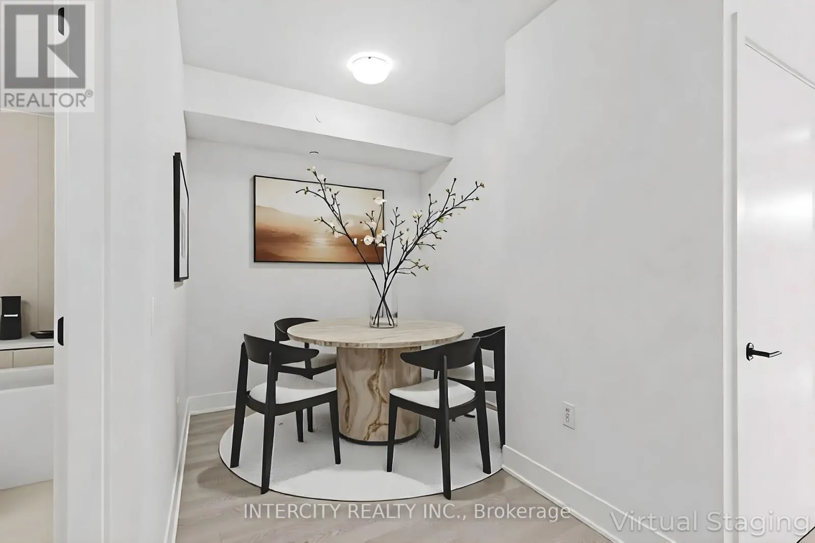 304 - 2075 KING ROAD