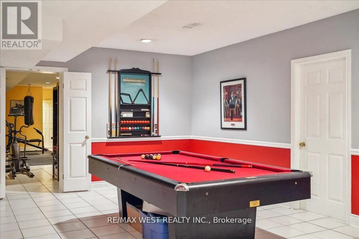 190 SANDYS DRIVE