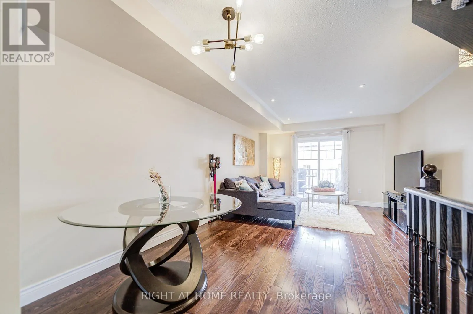 62 TRUCHARD AVENUE