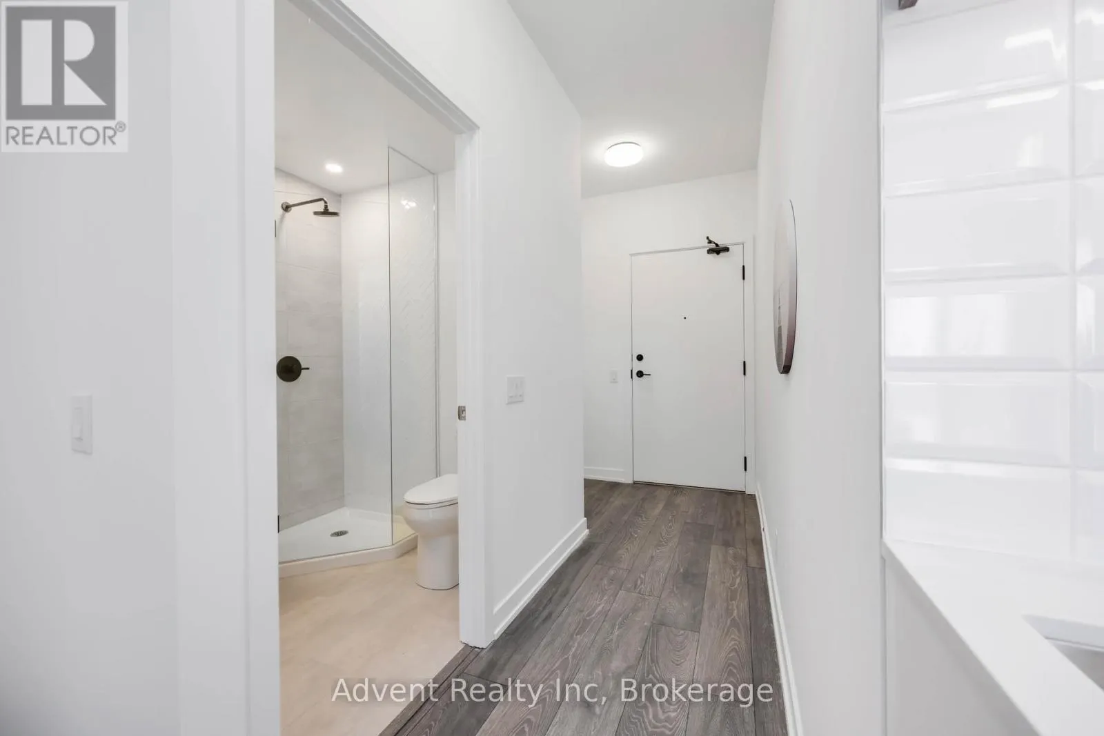 412 - 8888 YONGE STREET