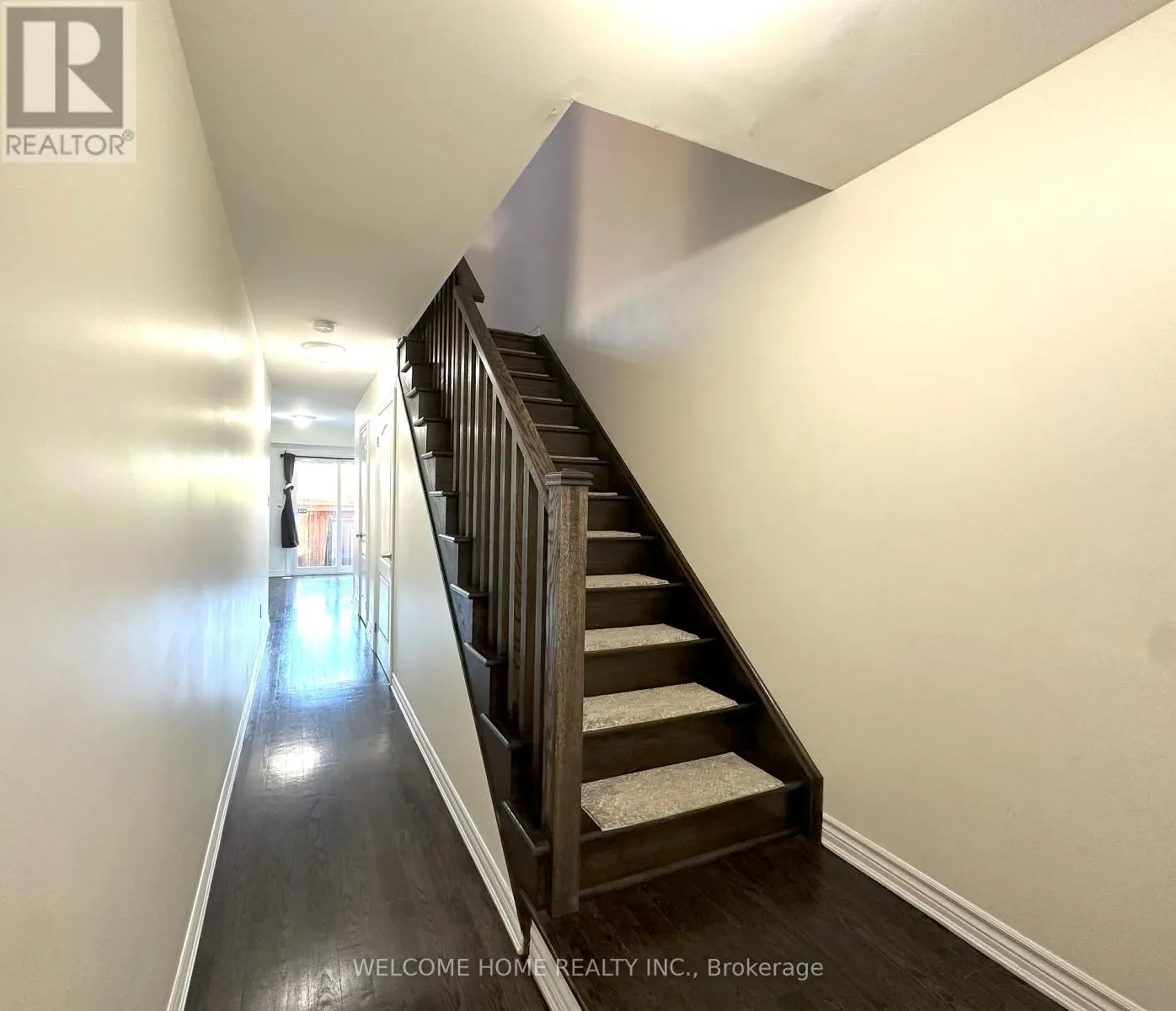 7 CITY PARK CIRCLE
