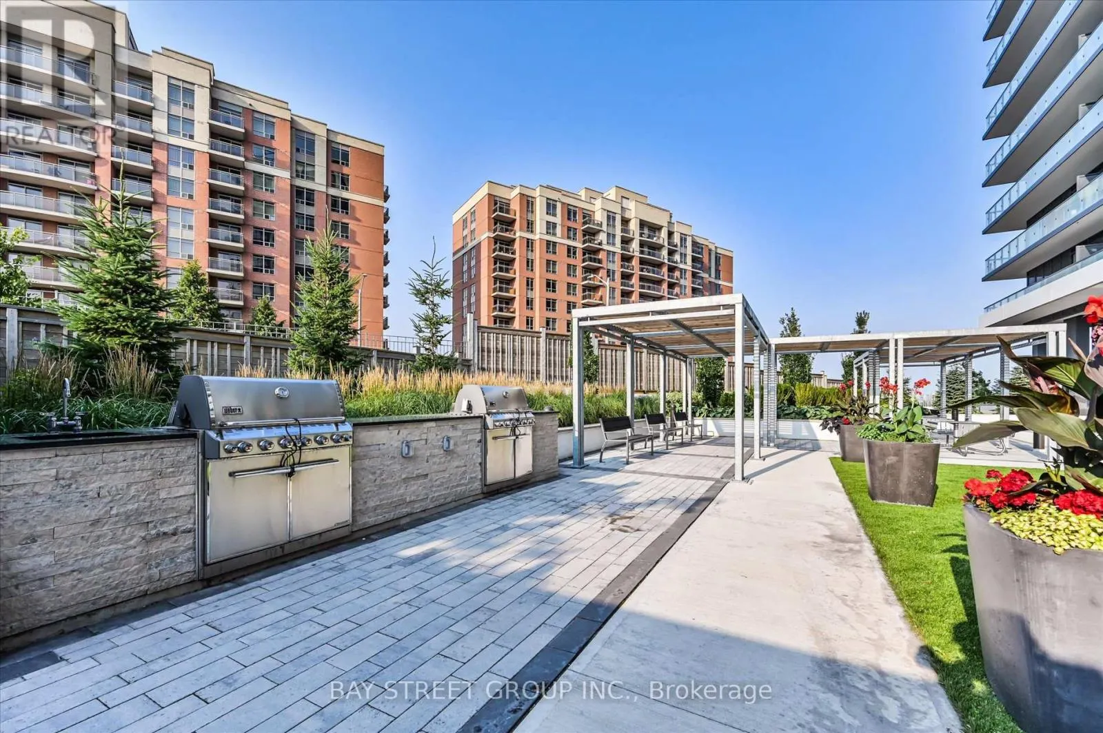 1112 - 85 ONEIDA CRESCENT