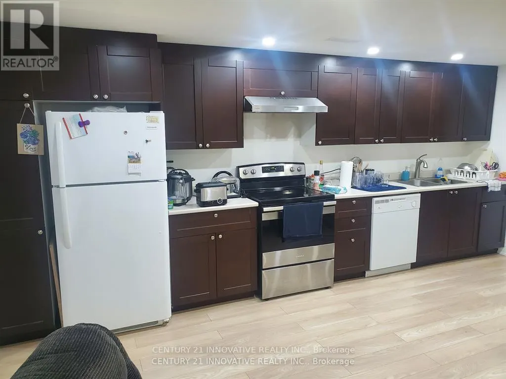 BSMT - 303 BATHURST GLEN DRIVE