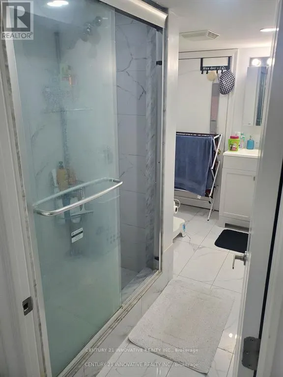 BSMT - 303 BATHURST GLEN DRIVE
