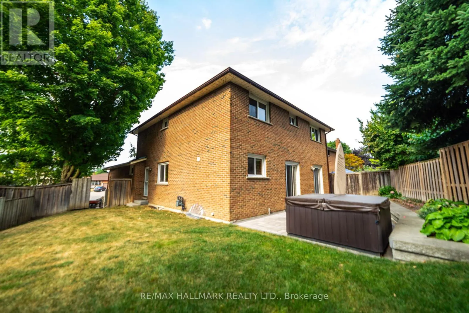 MAIN - 42 PORTLAND CRESCENT