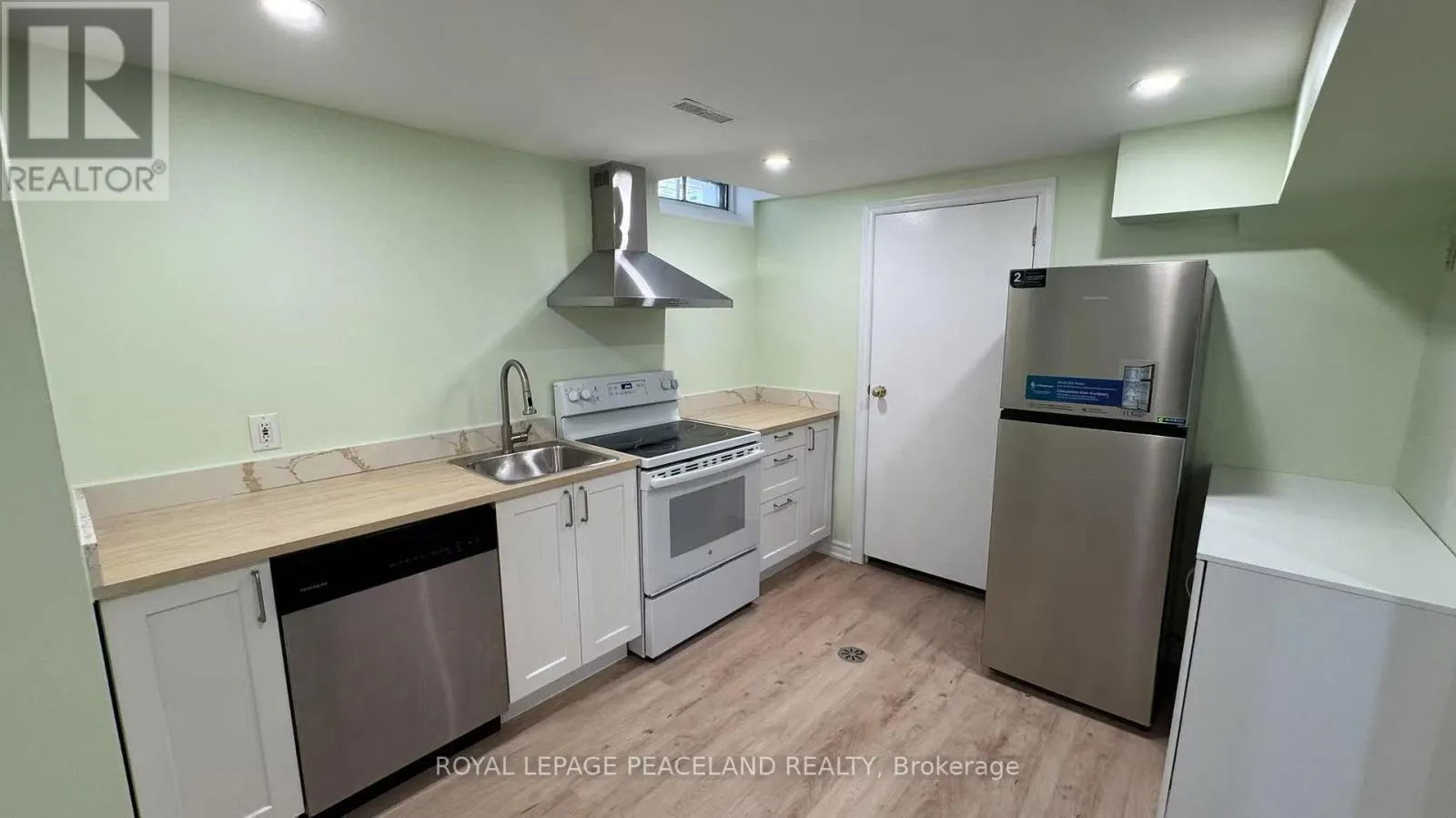 BASEMNET - 43 MARLOW CRESCENT