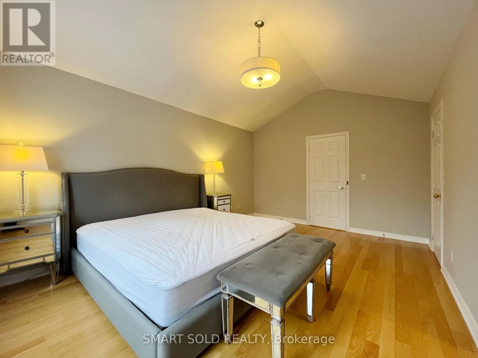 16 CRISPIN COURT