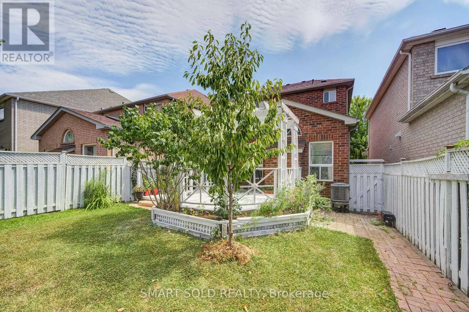40 TUSCANA BOULEVARD
