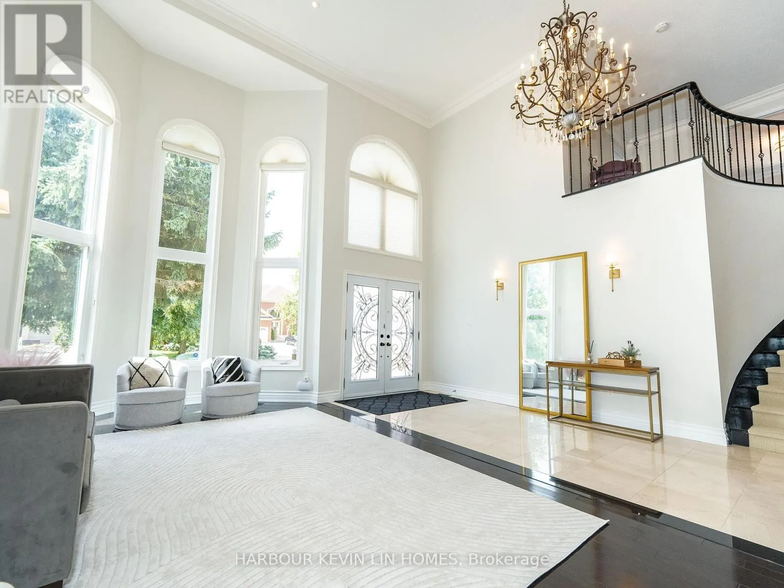 9 DALEWOOD DRIVE