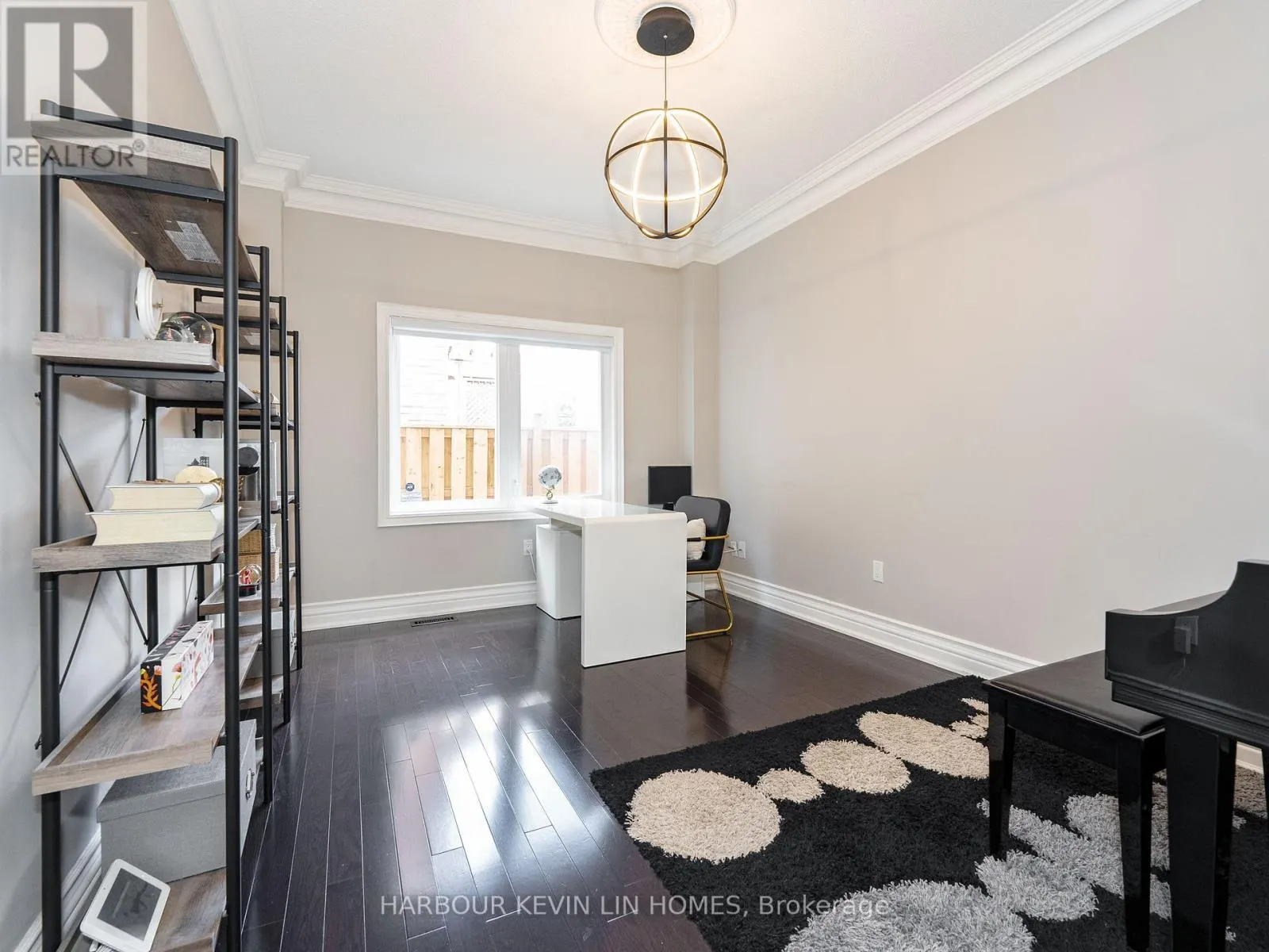 9 DALEWOOD DRIVE