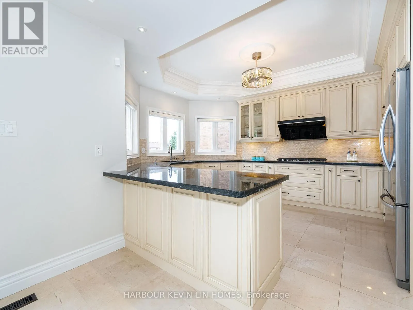 9 DALEWOOD DRIVE
