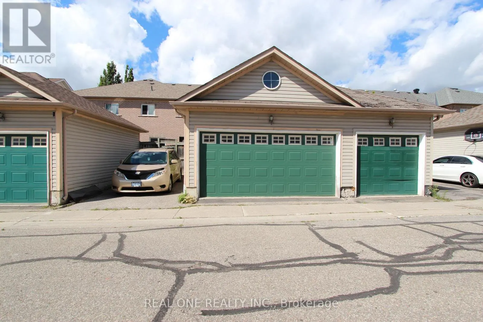 51 FOREST RUN BOULEVARD