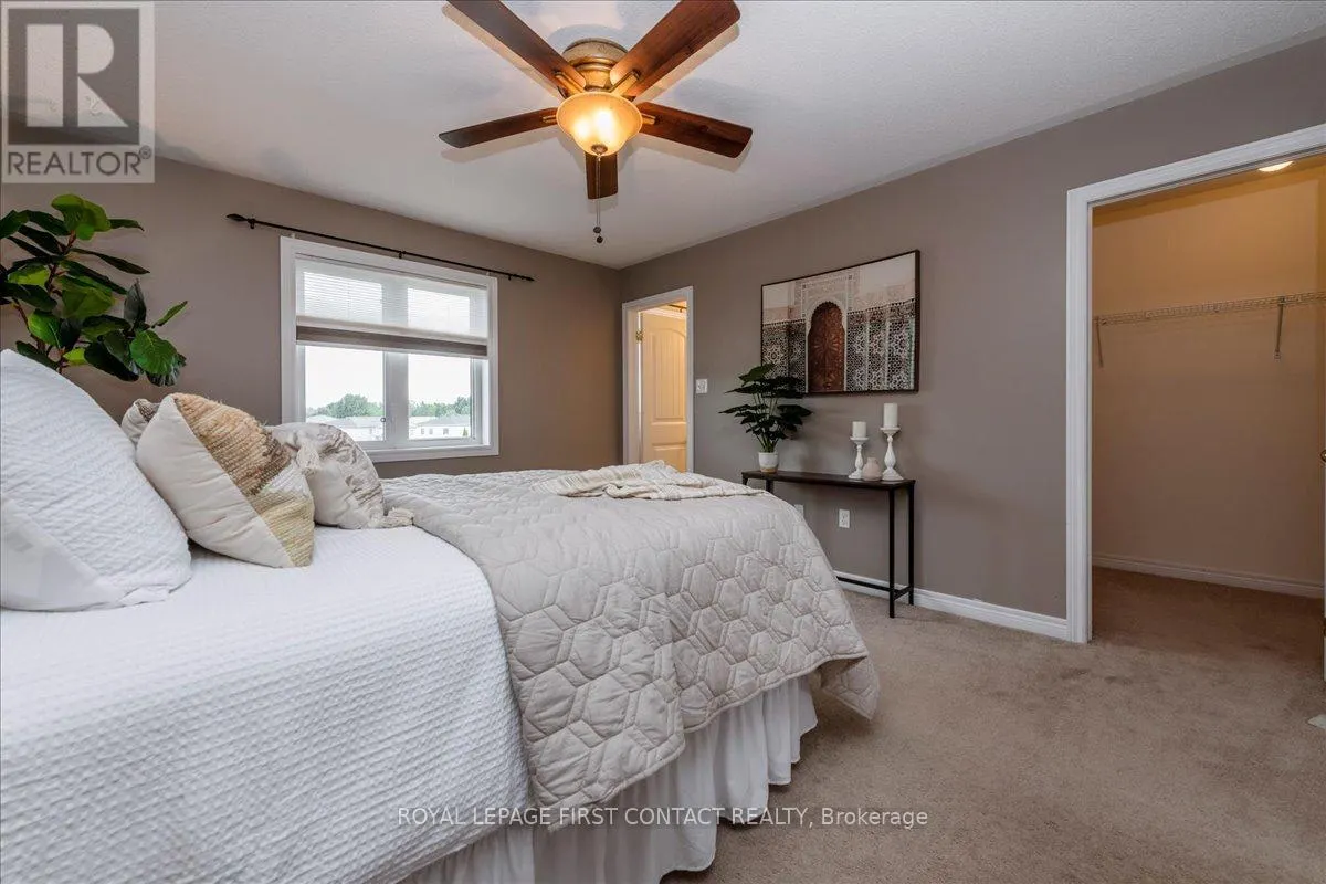 22 ADMIRAL CRESCENT