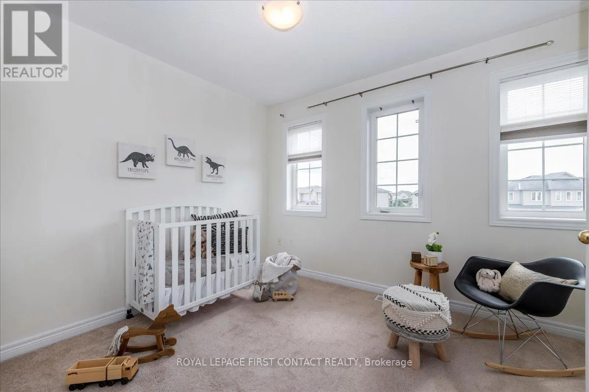 22 ADMIRAL CRESCENT