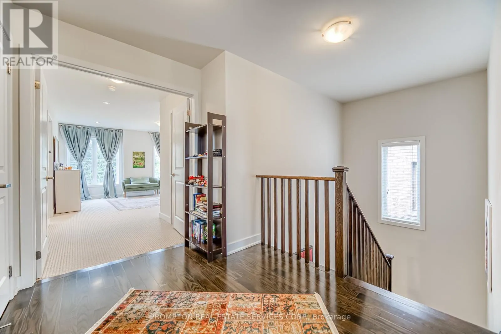 48 HELLIWELL CRESCENT