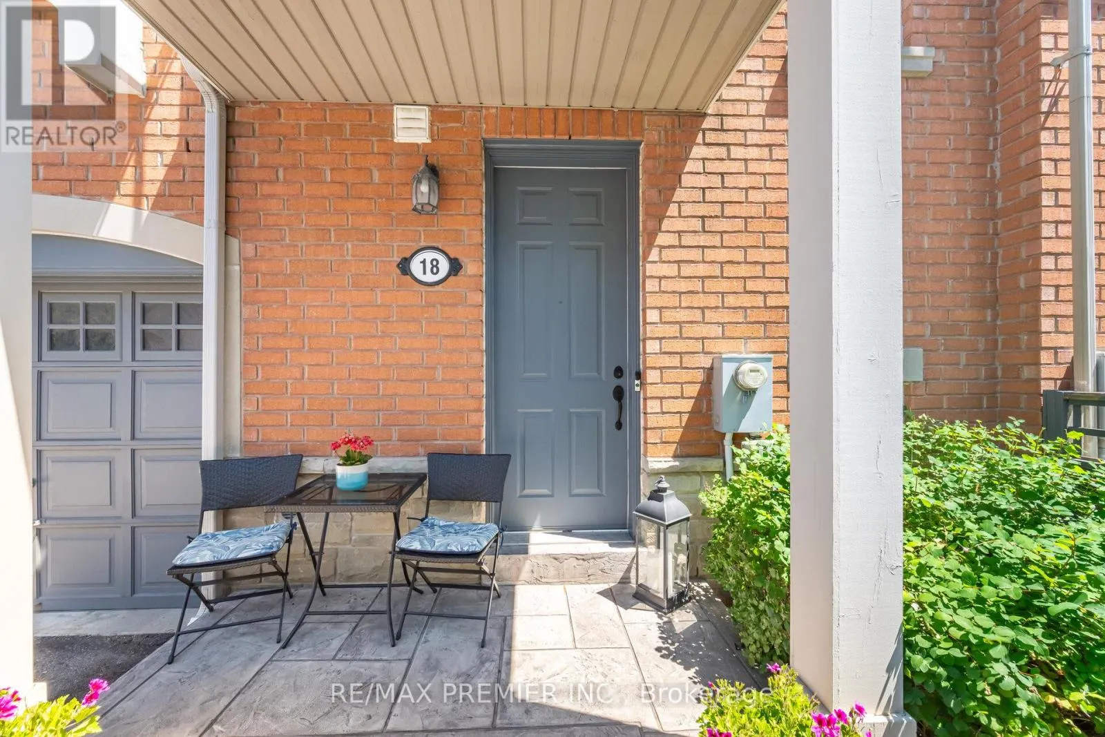 18 HELEN STREET