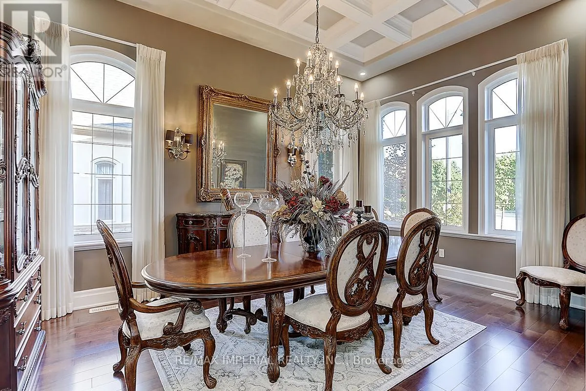 39 FIORELLO COURT