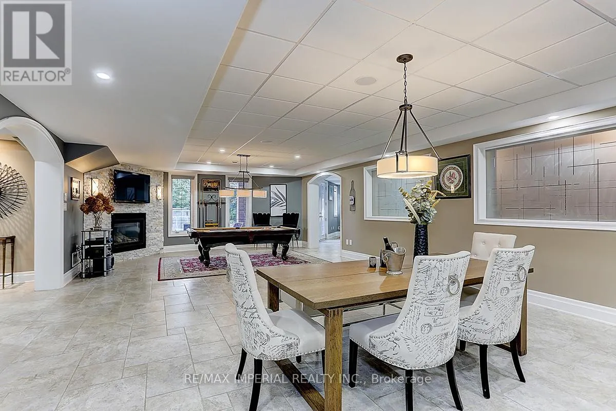 39 FIORELLO COURT