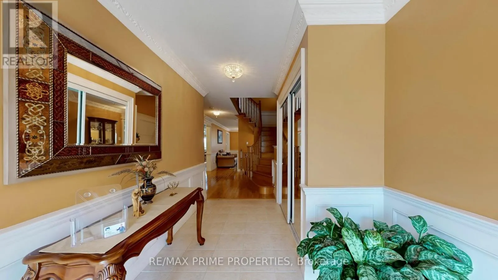 49 REMBRANDT DRIVE