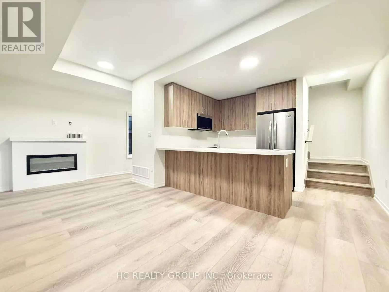 39 MATAWIN LANE