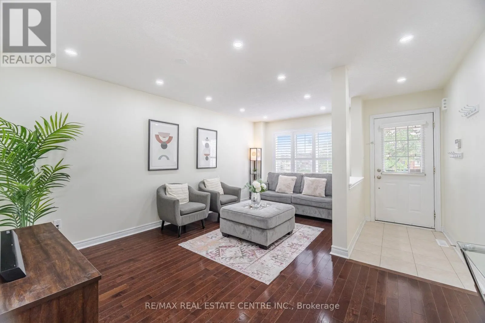 34 FIRBANK LANE