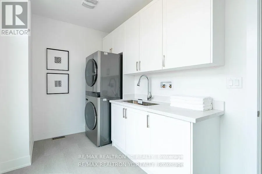216 SIKURA CIRCLE
