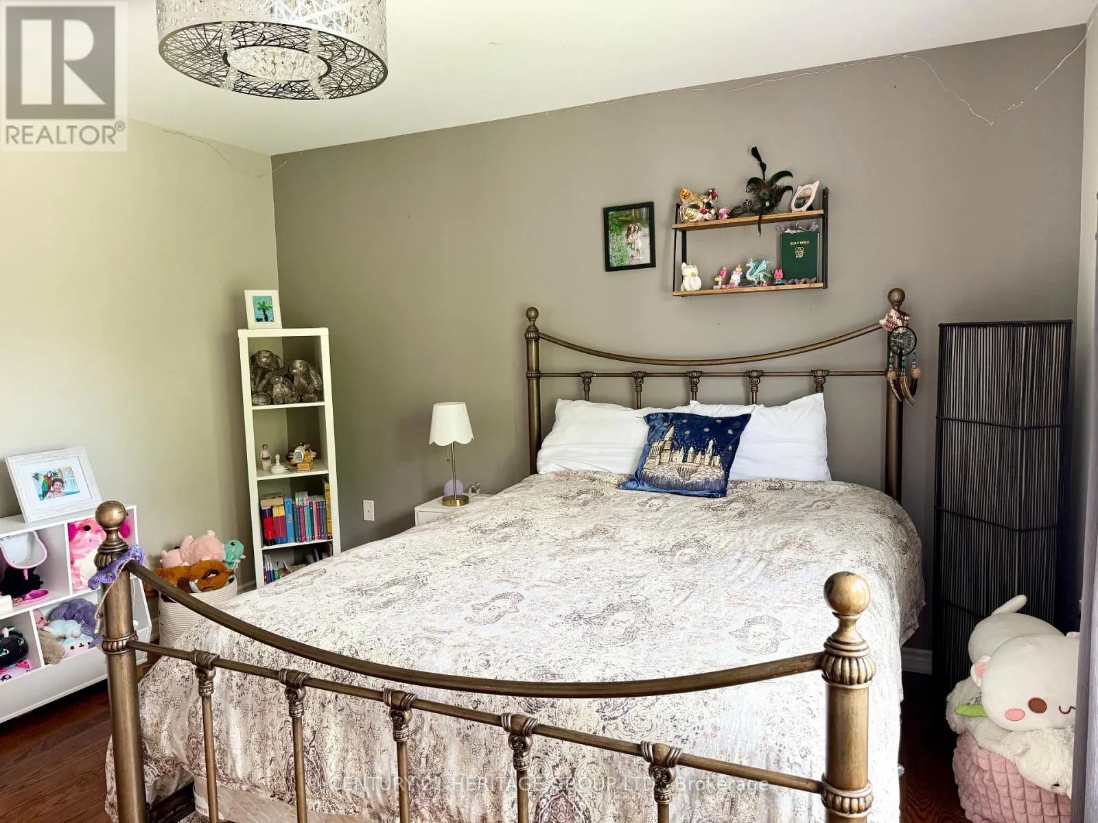 MAIN - 68 FARIS STREET