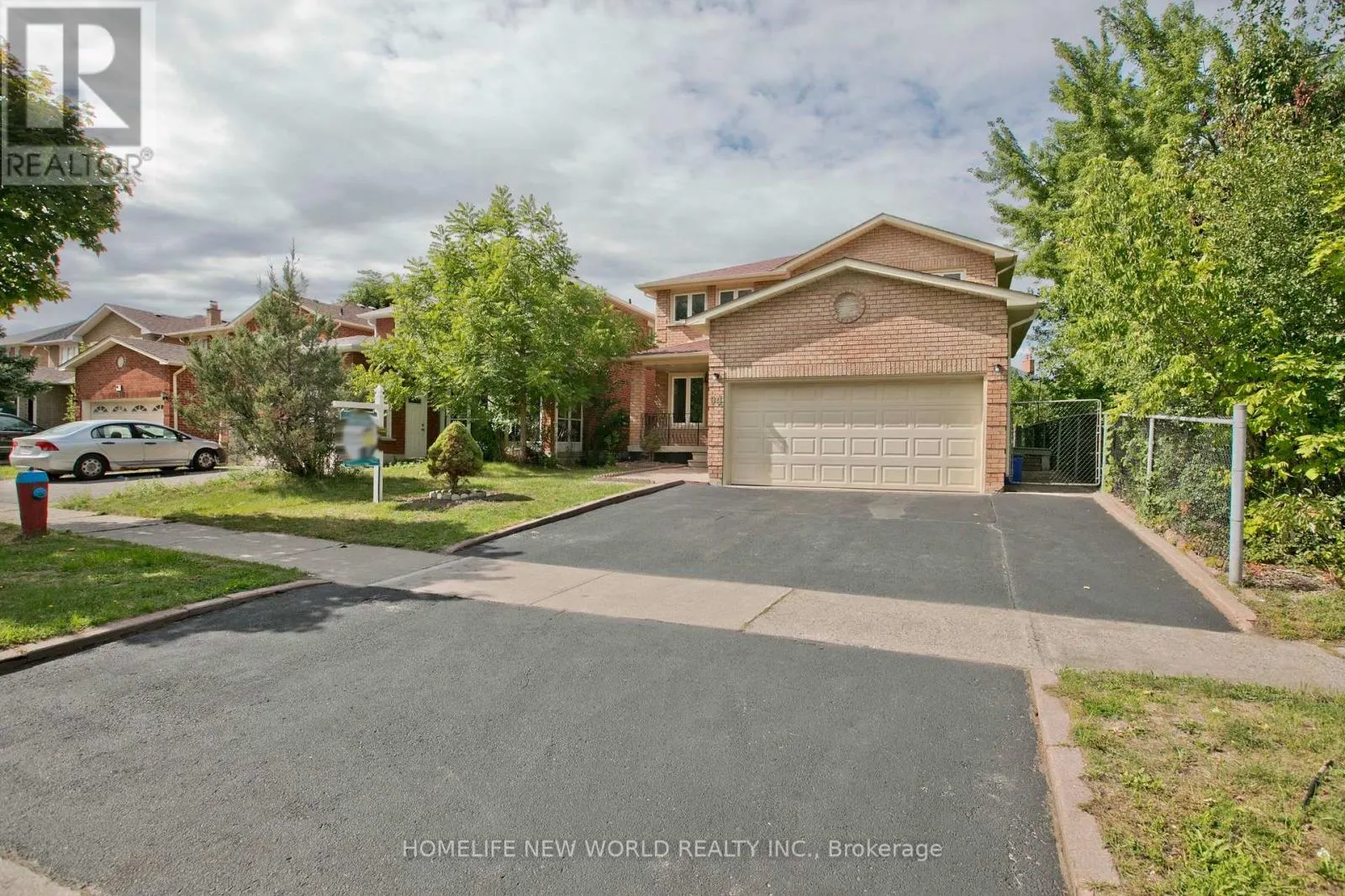 94 WELDRICK ROAD E