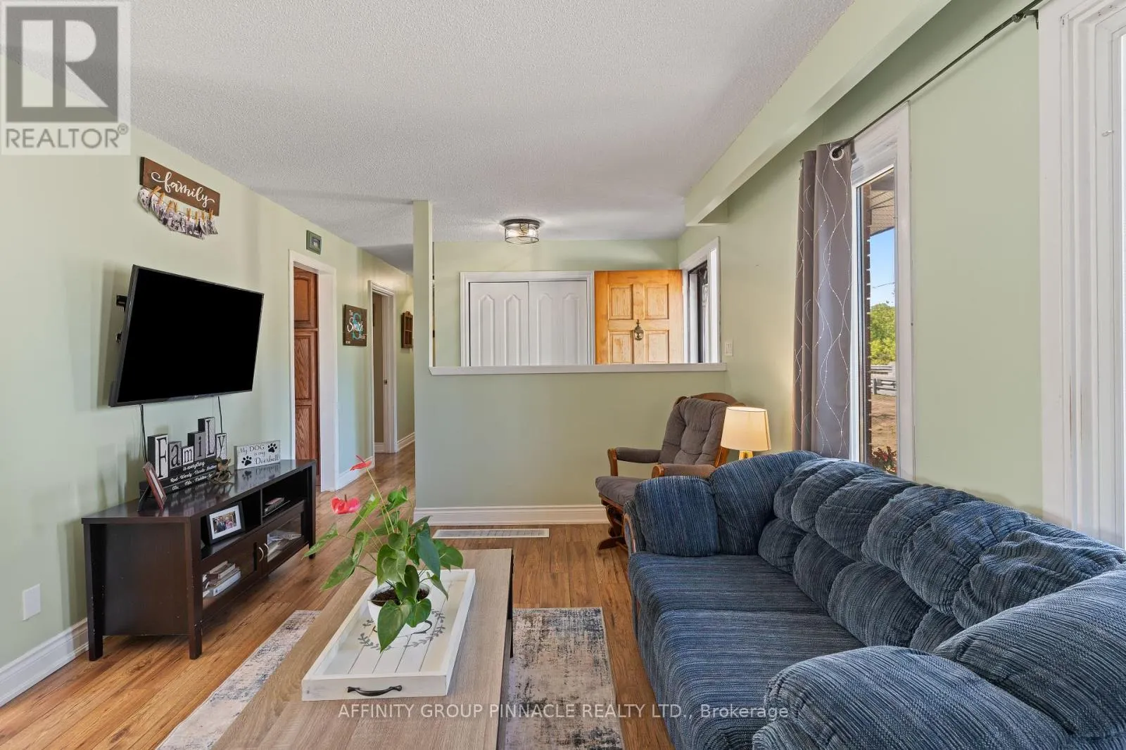 227 CAMERON STREET E