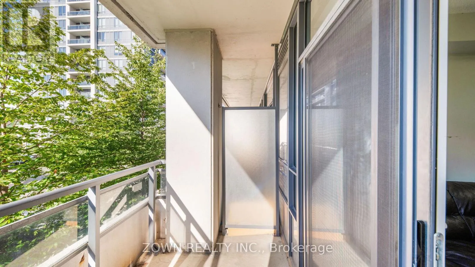 201 - 85 NORTH PARK ROAD