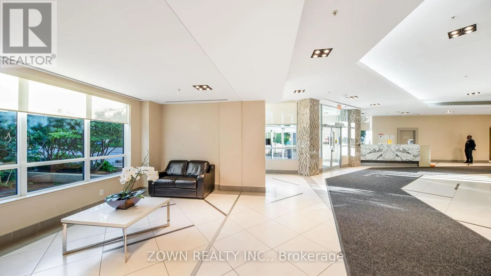 201 - 85 NORTH PARK ROAD