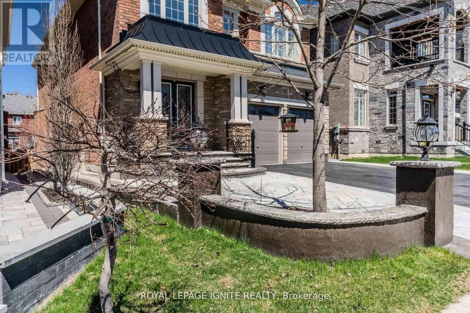 73 KENTWOOD CRESCENT