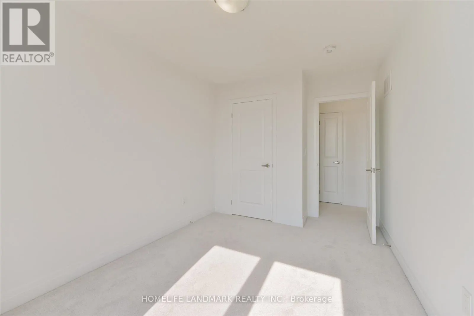 34 CAROLE BELL WAY