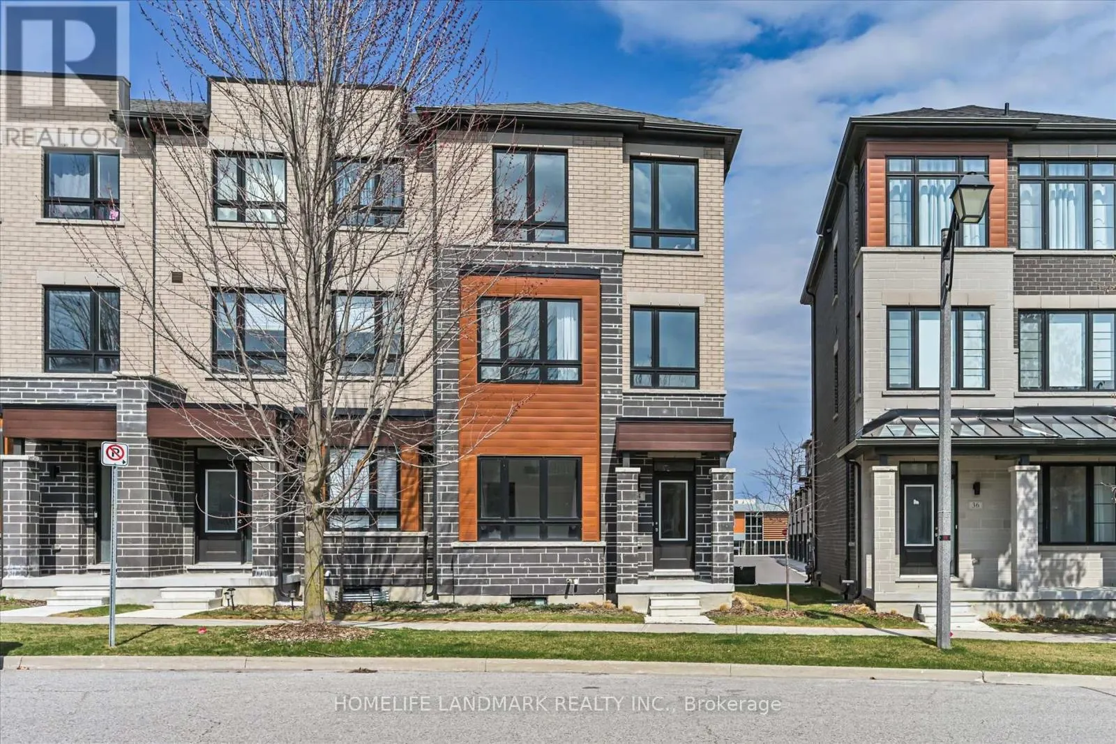 34 CAROLE BELL WAY