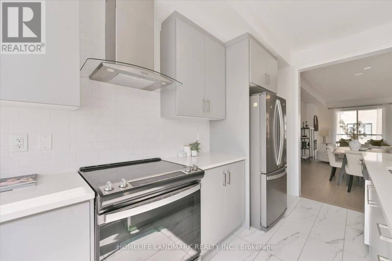 34 CAROLE BELL WAY